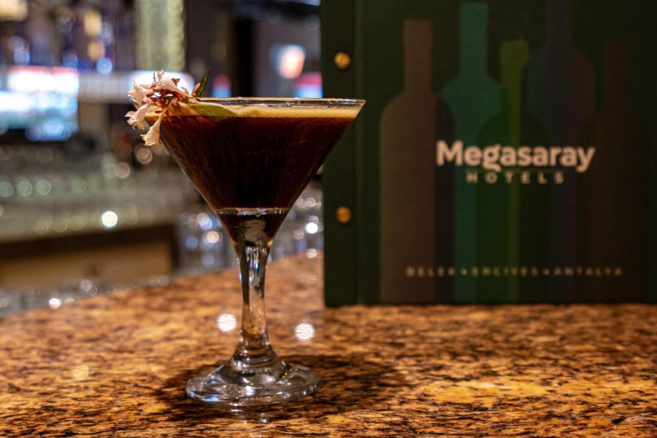 Megasaray Westbeach アンタルヤ エクステリア 写真 A Megasaray Hotel cocktail