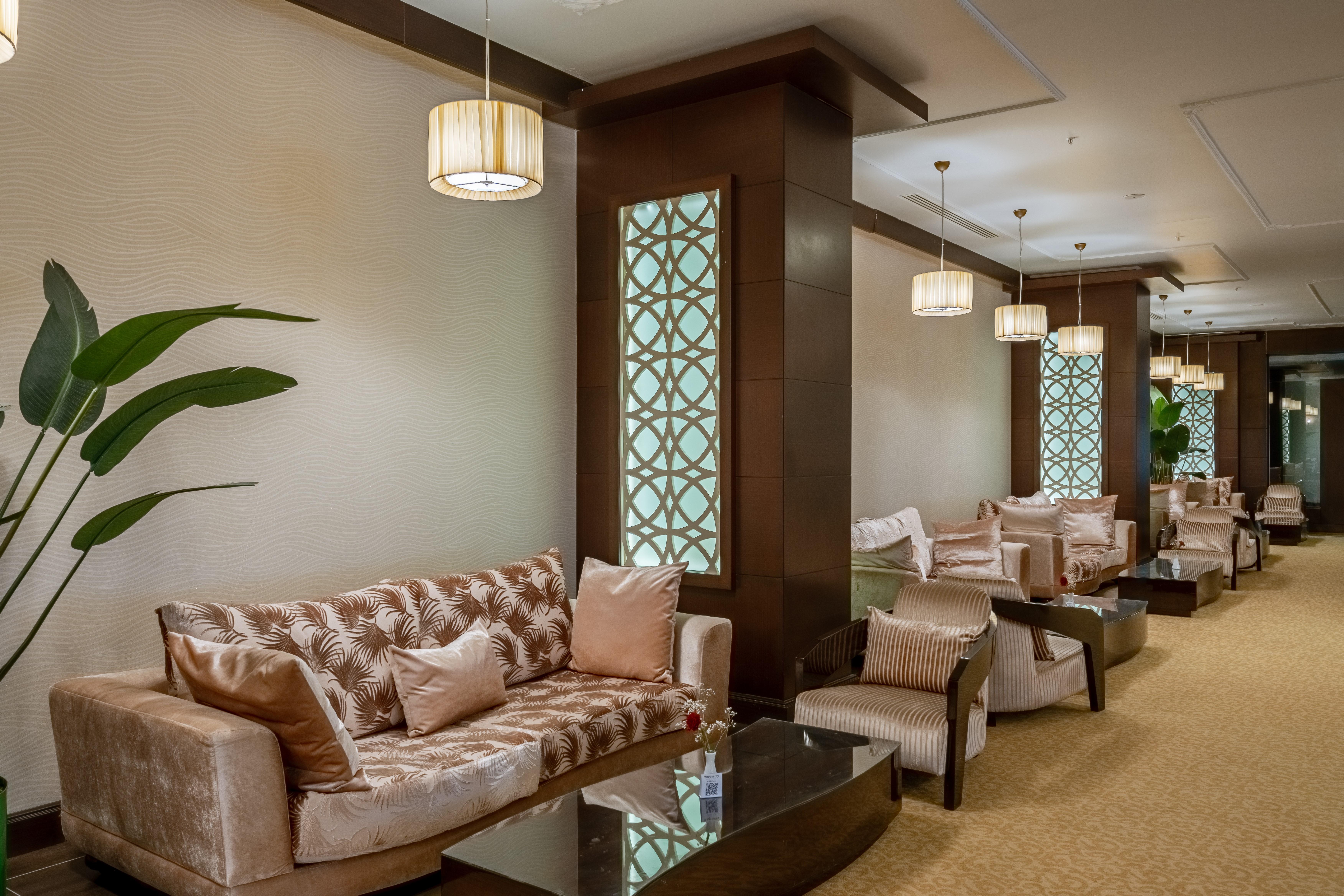 Megasaray Westbeach アンタルヤ エクステリア 写真 The lounge at the airport