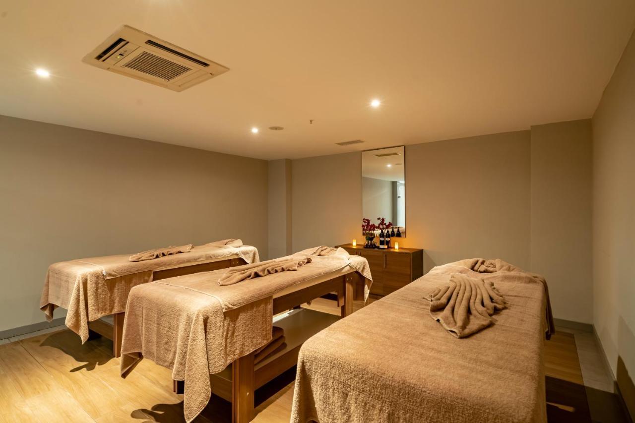 Megasaray Westbeach アンタルヤ エクステリア 写真 Massage beds