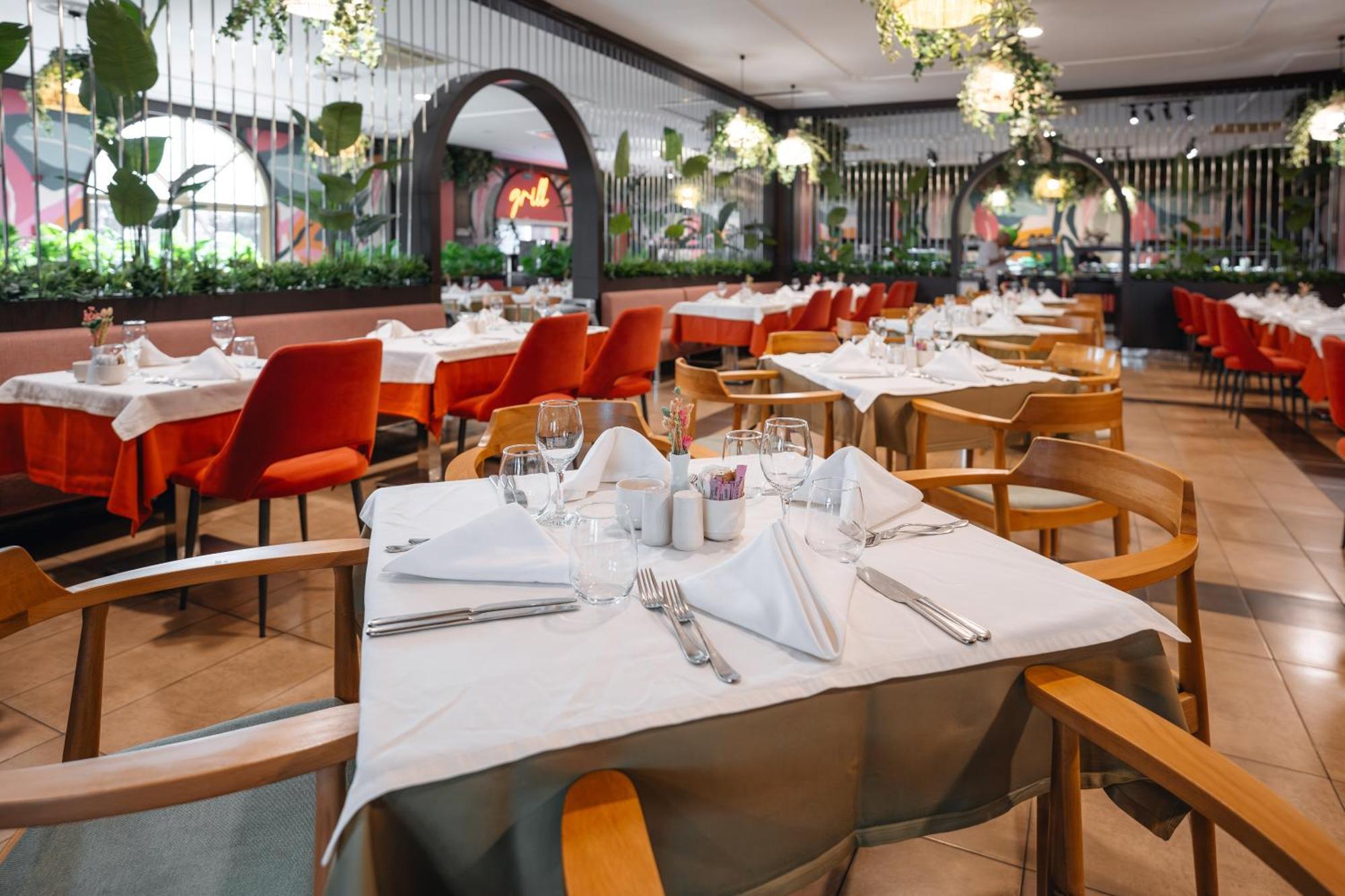 Megasaray Westbeach アンタルヤ エクステリア 写真 Restaurant