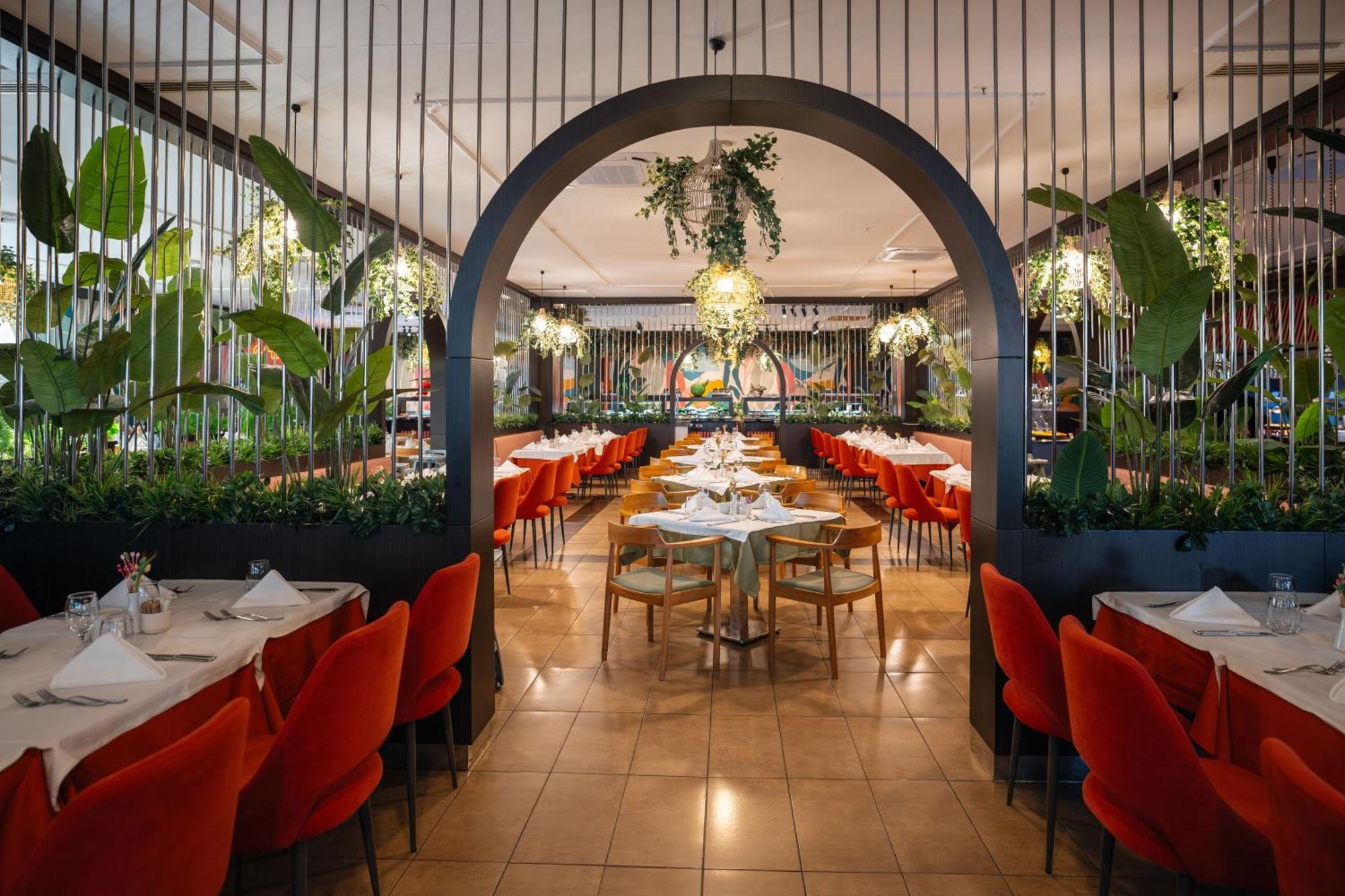 Megasaray Westbeach アンタルヤ エクステリア 写真 Interior of the restaurant